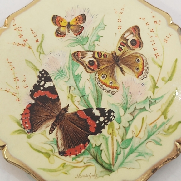 Vintage Stratford Butterfly Powder Compact - Picture 2 of 4